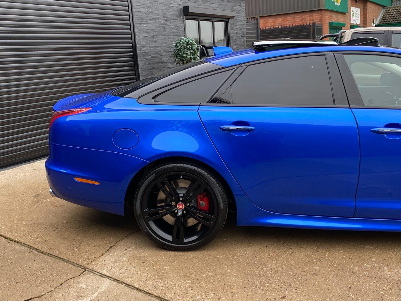 Jaguar Xjr XJR575 5.0 V8 Supercharged 4dr Auto 575BHP Saloon Petrol Svo Premium Pallet Velocity Blue