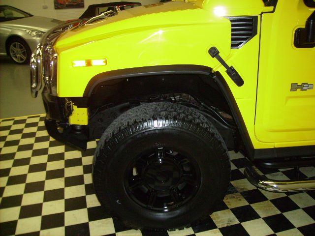 Hummer H2 RHD 6.0 LUX~RIGHT HAND DRIVE~1 OWNER~ Four Wheel Drive Petrol Yellow