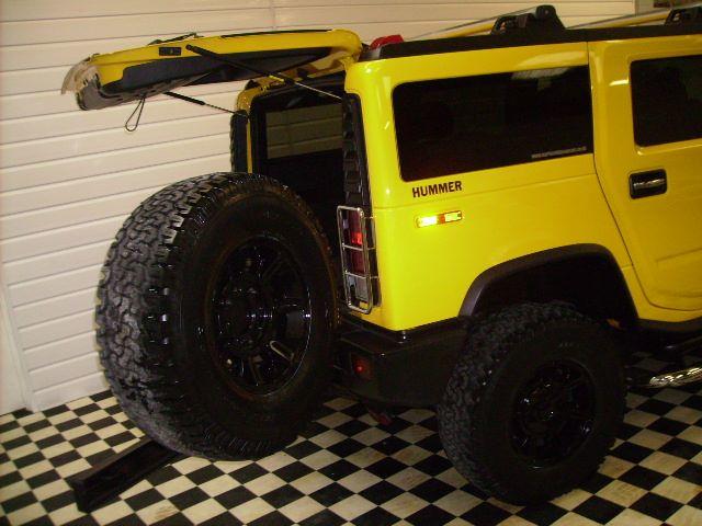 Hummer H2 RHD 6.0 LUX~RIGHT HAND DRIVE~1 OWNER~ Four Wheel Drive Petrol Yellow