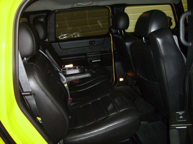 Hummer H2 RHD 6.0 LUX~RIGHT HAND DRIVE~1 OWNER~ Four Wheel Drive Petrol Yellow