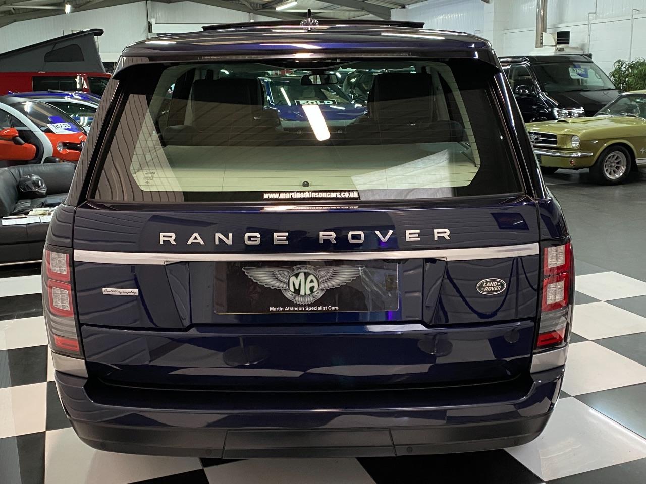 Land Rover Range Rover 5.0 V8 Supercharged Autobiography 4dr Auto [SS] Estate Petrol Loire Blue Metallic