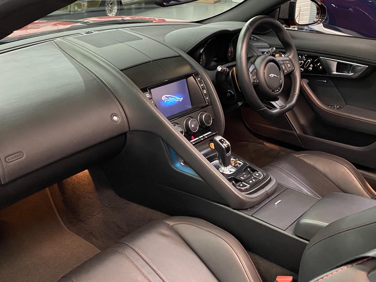 Jaguar F-type 5.0 Supercharged V8 S 2dr Automatic Convertible Petrol Salsa Red