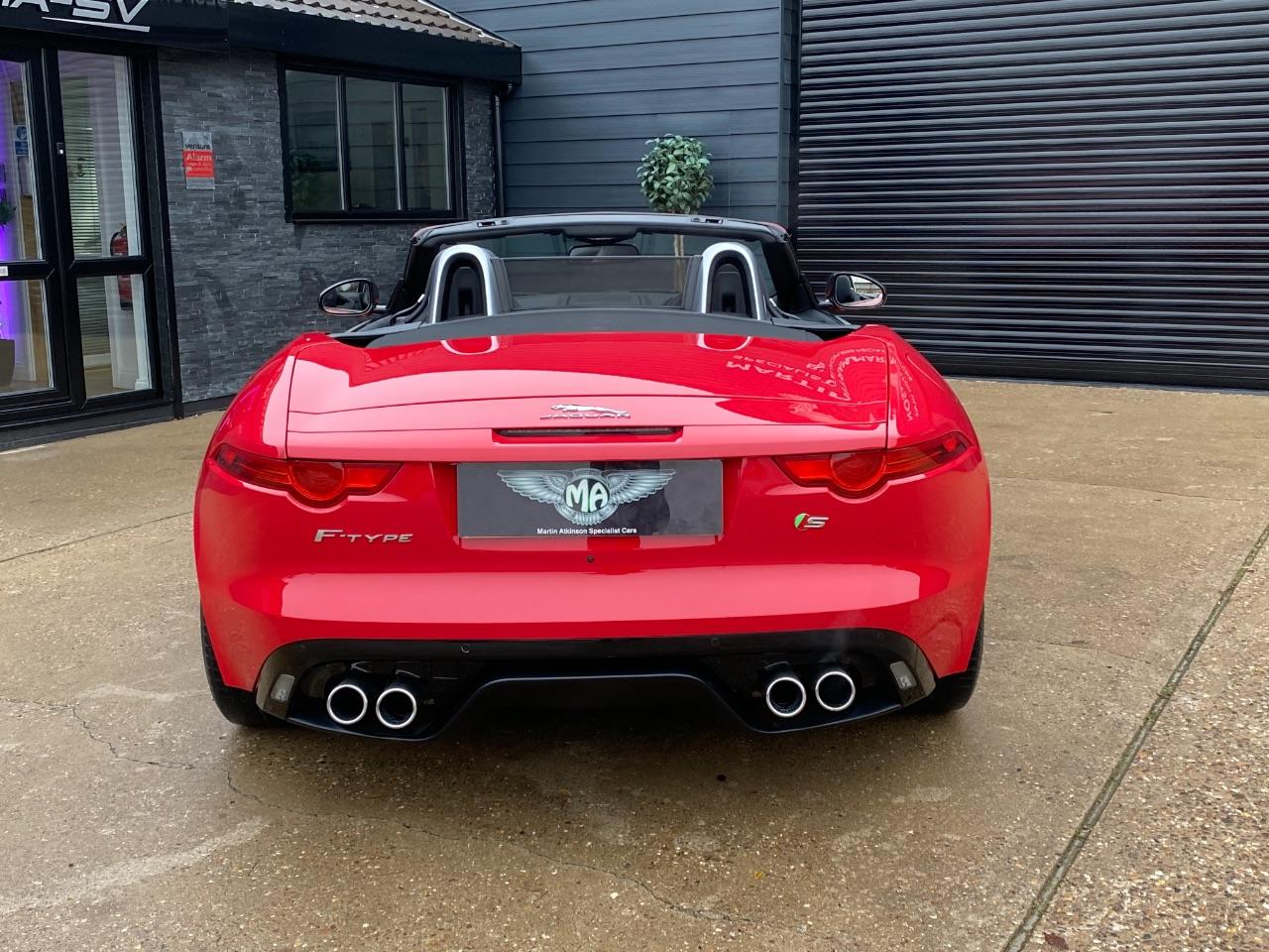 Jaguar F-type 5.0 Supercharged V8 S 2dr Automatic Convertible Petrol Salsa Red