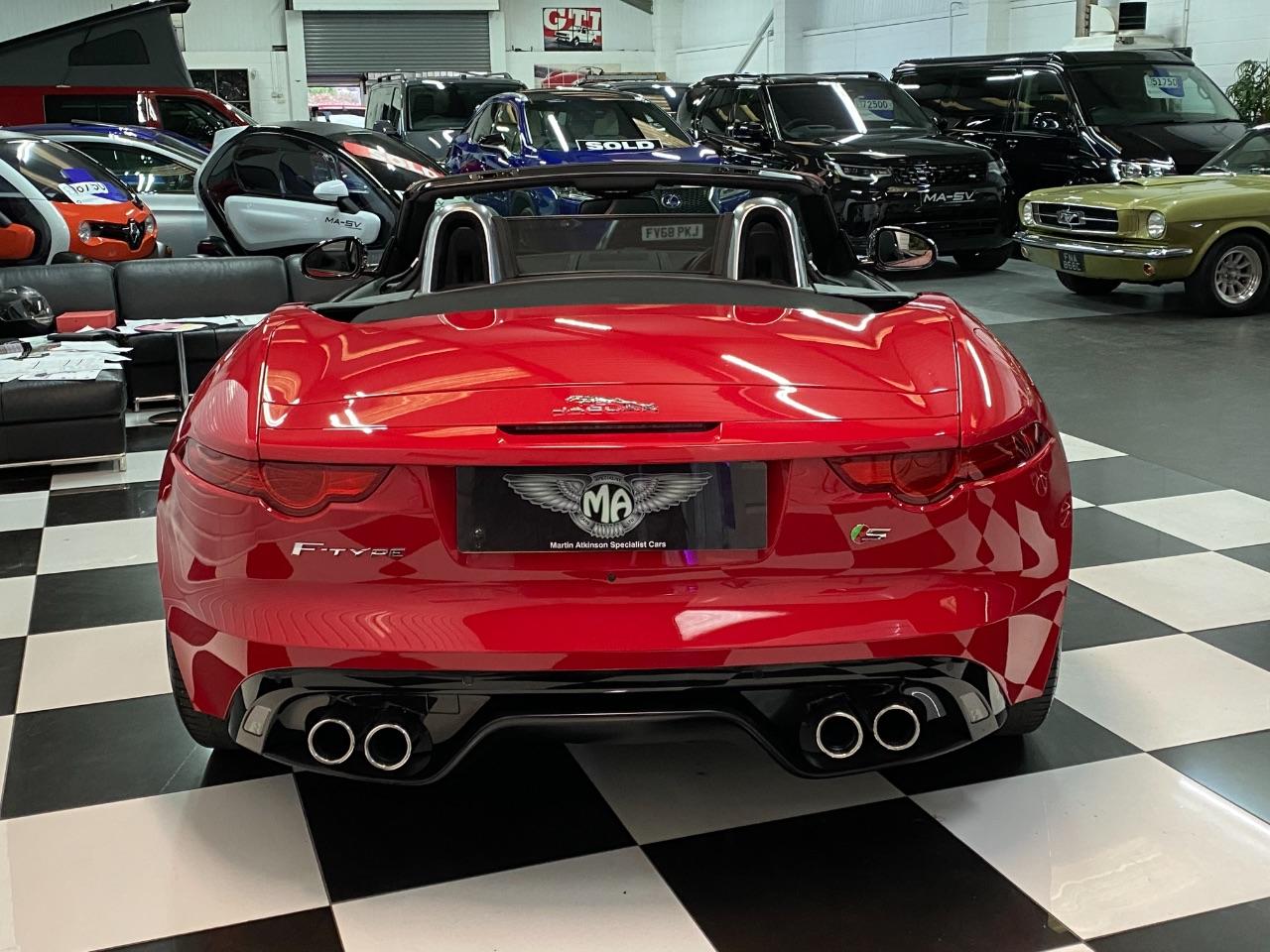 Jaguar F-type 5.0 Supercharged V8 S 2dr Automatic Convertible Petrol Salsa Red