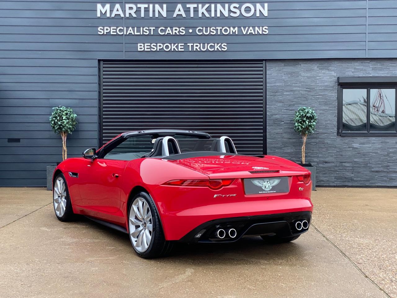 Jaguar F-type 5.0 Supercharged V8 S 2dr Automatic Convertible Petrol Salsa Red