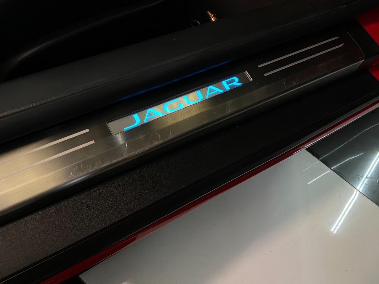Jaguar F-type 5.0 Supercharged V8 S 2dr Automatic Convertible Petrol Salsa Red