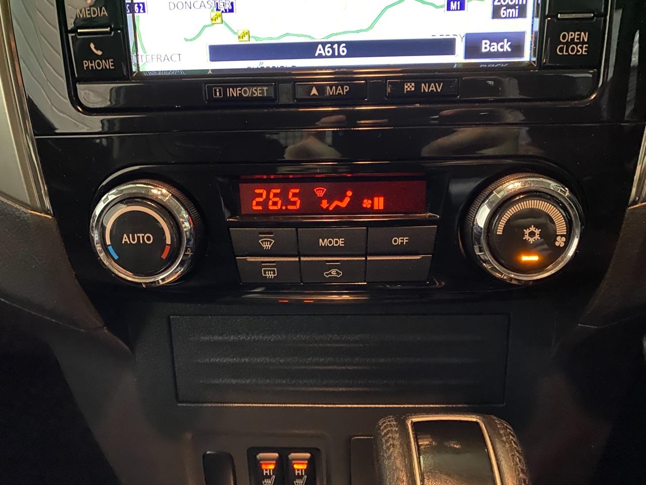 Mitsubishi Shogun 3.2 DI-DC 187 Barbarian Van Auto SUV Diesel White