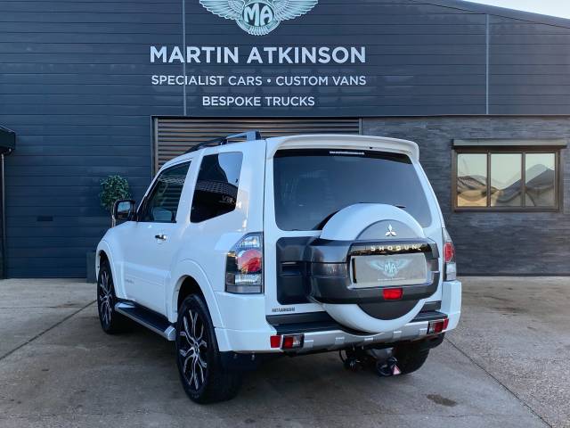 2018 Mitsubishi Shogun 3.2 DI-DC 187 Barbarian Van Auto