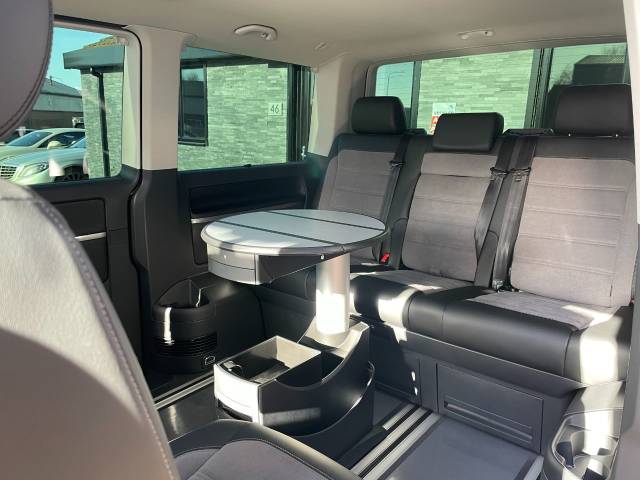 2022 Volkswagen Caravelle 2.0 BiTDi 204ps Executive DSG