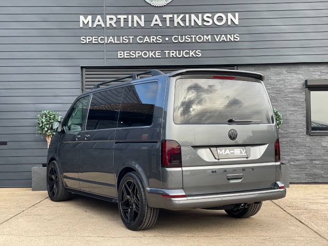 2022 Volkswagen Transporter Shuttle 2.0 150ps DSG SWB