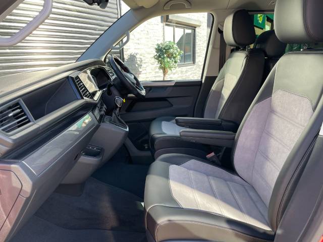 2022 Volkswagen Caravelle 2.0 BiTDi Executive 204ps DSG