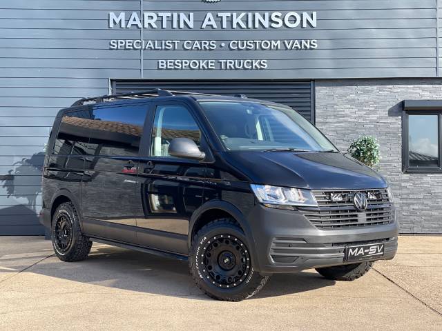 Volkswagen Transporter Shuttle 2.0 150ps DSG 8 Seater Minibus Diesel Deep Black