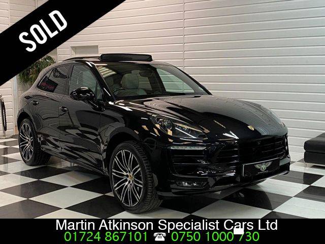 Porsche Macan 3.0 S V6 Diesel 5dr PDK Estate Diesel Jet Black Metallic