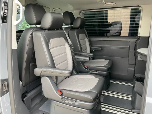 2022 Volkswagen Caravelle 2.0 BiTDi 204ps LWB DSG