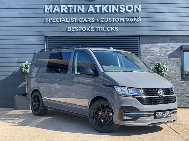 Volkswagen Transporter 2.0 150ps Highline Kombi 6 Seat DSG SWB Combi Van Diesel Pure Grey