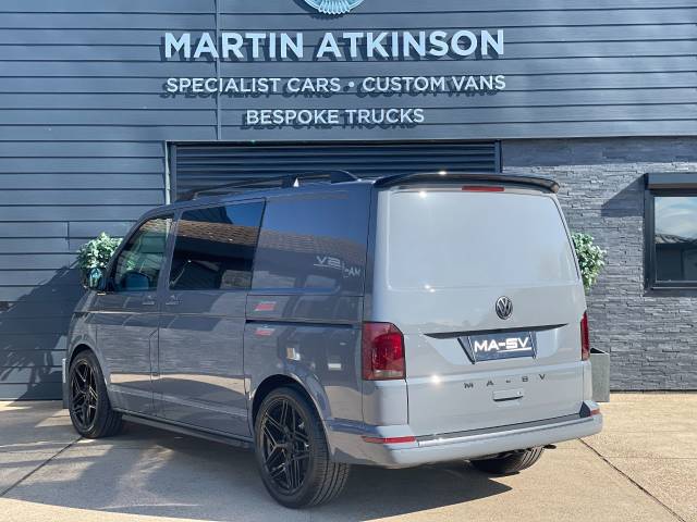 2022 Volkswagen Transporter 2.0 150ps Highline Kombi 6 Seat DSG SWB