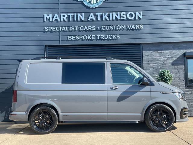 2022 Volkswagen Transporter 2.0 150ps Highline Kombi 6 Seat DSG SWB