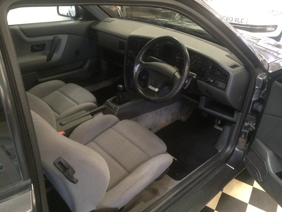 Volkswagen Corrado 16v 2.0 3dr Coupe Petrol Pearl Grey