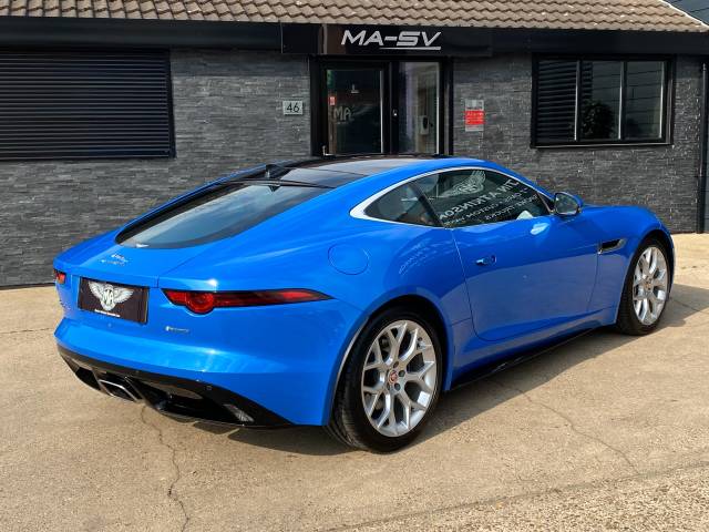 2017 Jaguar F-Type 2.0 P300 R-Dynamic 2dr Auto