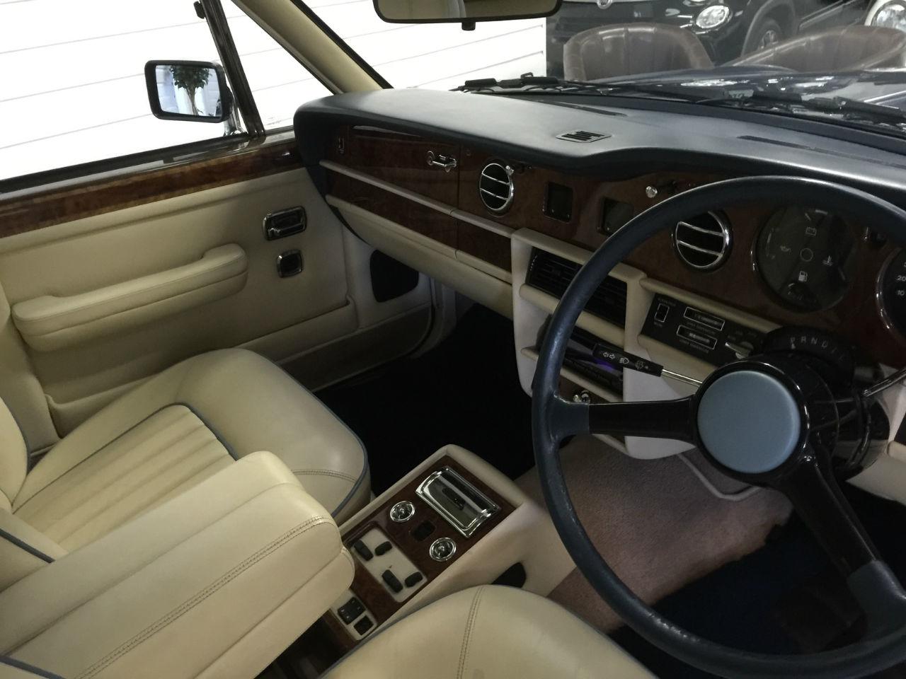 Rolls Royce Silver Spur 6.8 6750 V8 LWB Saloon Petrol Royal Blue