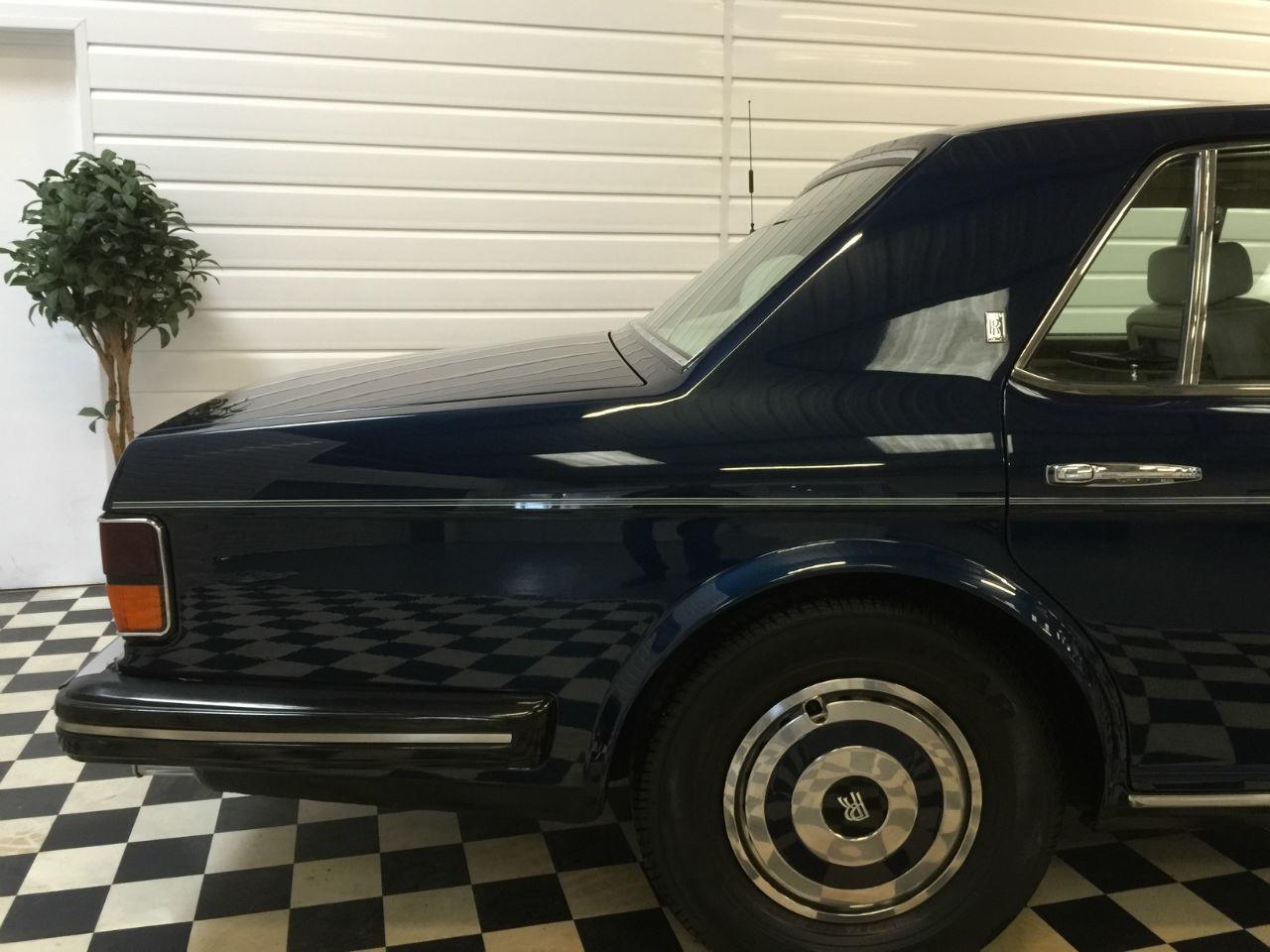 Rolls Royce Silver Spur 6.8 6750 V8 LWB Saloon Petrol Royal Blue