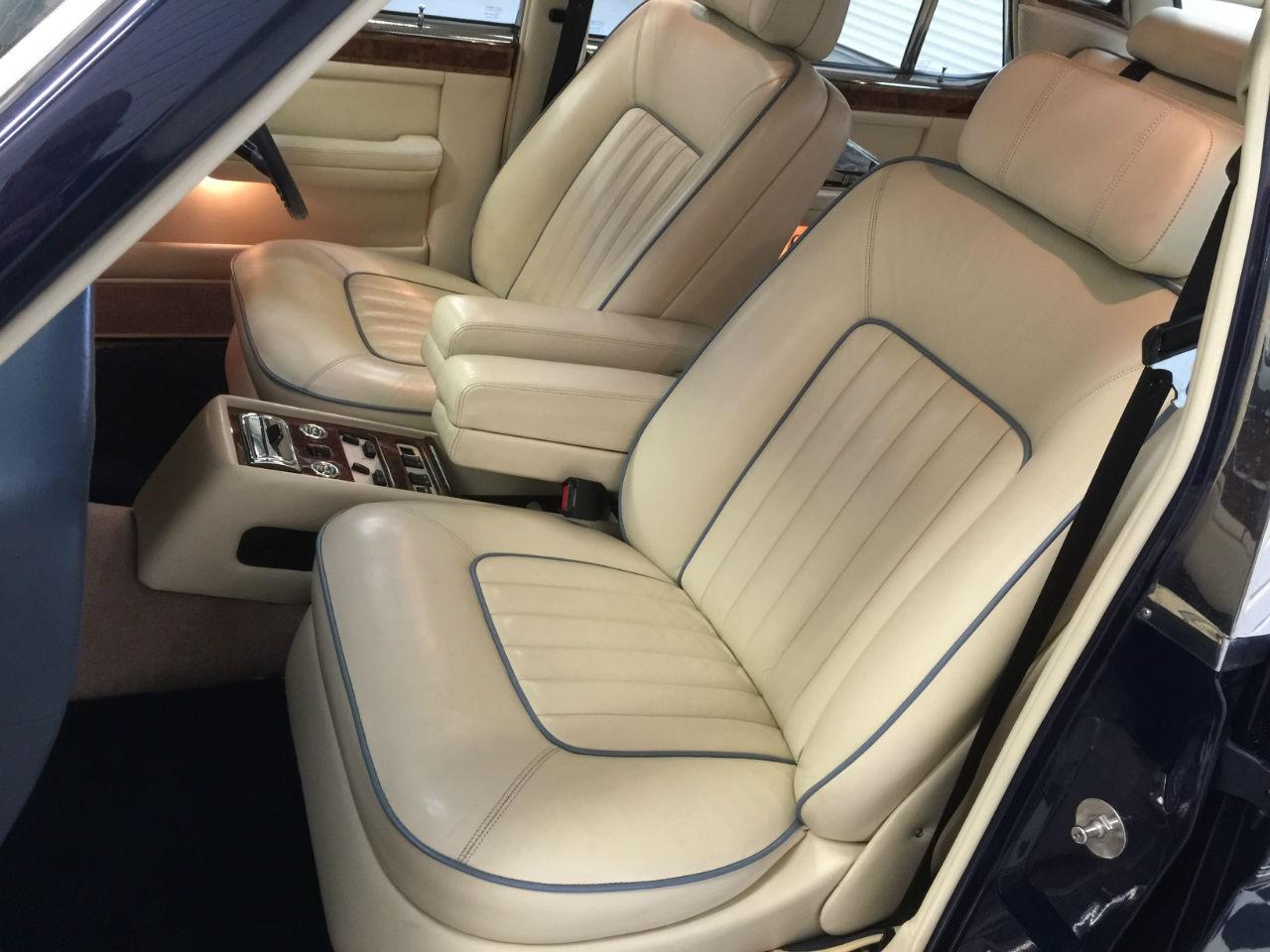 Rolls Royce Silver Spur 6.8 6750 V8 LWB Saloon Petrol Royal Blue