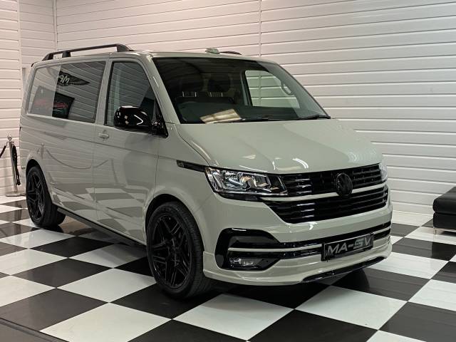 2022 Volkswagen Transporter 2.0 110ps Highline Kombi Conversion 6 Seat