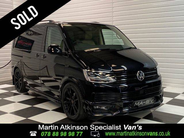 Volkswagen Caravelle 2.0 Executive 150ps Minibus Diesel Deep Black