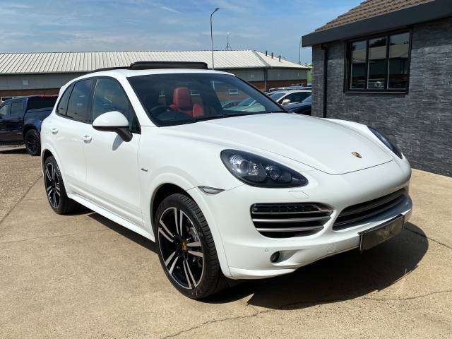 2014 Porsche Cayenne 3.0 Platinum Edition V6 Diesel 5dr Tiptronic S