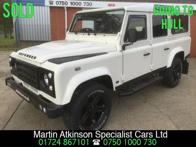 Land Rover Defender DEFENDER 110 2.4  TDCI STATIONWAGON Estate Diesel Alaska White