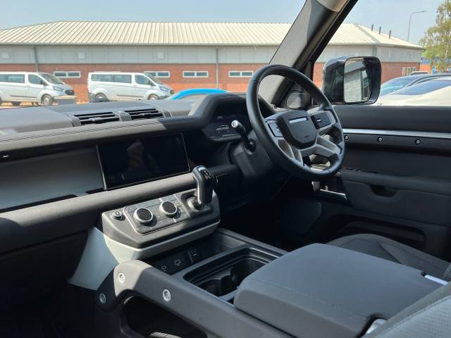 2020 Land Rover Defender 110 P300 2.0 S Auto 5 Seater Explorer Pack