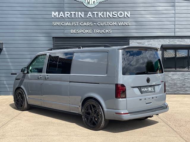 2022 Volkswagen Transporter 2.0 BiTDI 204 Highline Kombi Van 4MOTION DSG