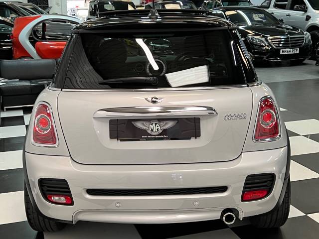 2012 Mini Hatchback 1.6 Cooper 3dr Auto