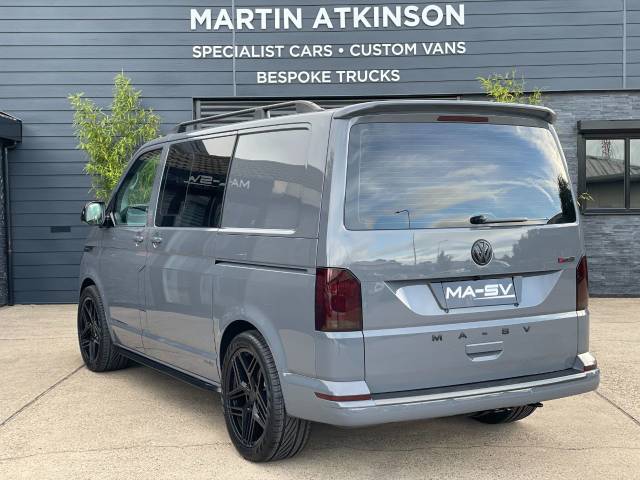 2022 Volkswagen Transporter 2.0 TDI 150ps Startline Kombi Van 4MOTION