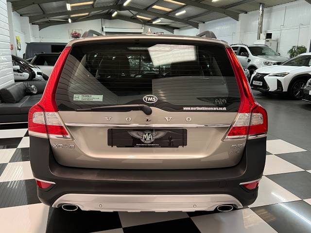 2015 Volvo XC70 2.4 SE LUX D5 AWD AUTO