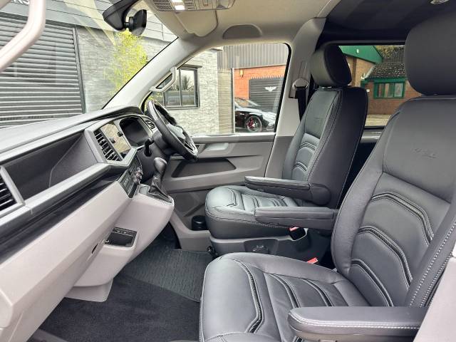2022 Volkswagen Transporter 2.0 BiTDI 204ps Highline Kombi Van 4MOTION DSG