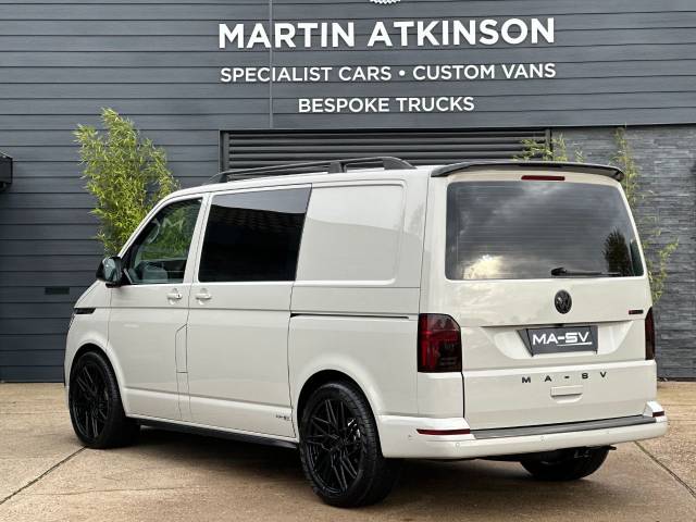 2022 Volkswagen Transporter 2.0 BiTDI 204ps Highline Kombi Van 4MOTION DSG
