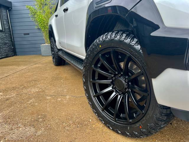 2022 Toyota Hilux MA-SV Black Edition Invincible X Double Cab Pick Up 2.8 D-4D Auto