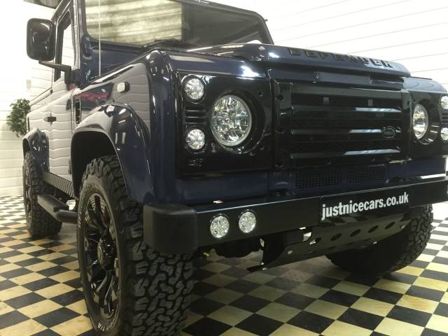 2011 Land Rover Defender 2.4 Hard Top TDCi