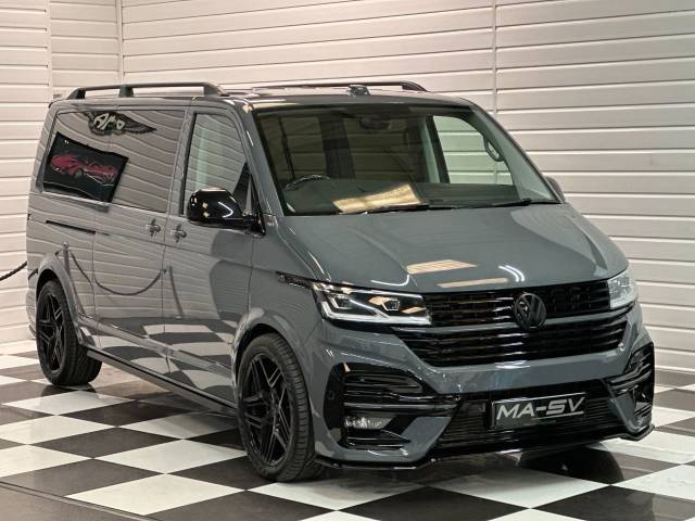 2023 Volkswagen Transporter Shuttle 2.0 BiTDi 204ps SE DSG LWB 8 Seat