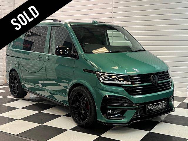 Volkswagen Transporter 2.0 BiTDI 204 Highline Kombi Van 4MOTION DSG SWB Combi Van Diesel Bay Leaf Green