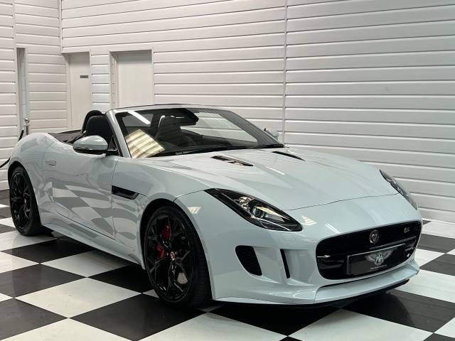 Jaguar F-Type 3.0 Supercharged V6 S 2dr Auto Convertible Petrol Glacier White