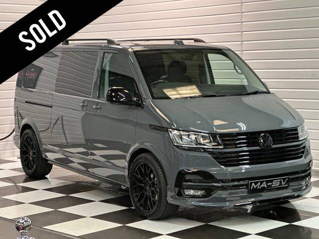 Volkswagen Transporter 2.0 TDI 150ps Highline Kombi Van DSG LWB Combi Van Diesel Pure Grey