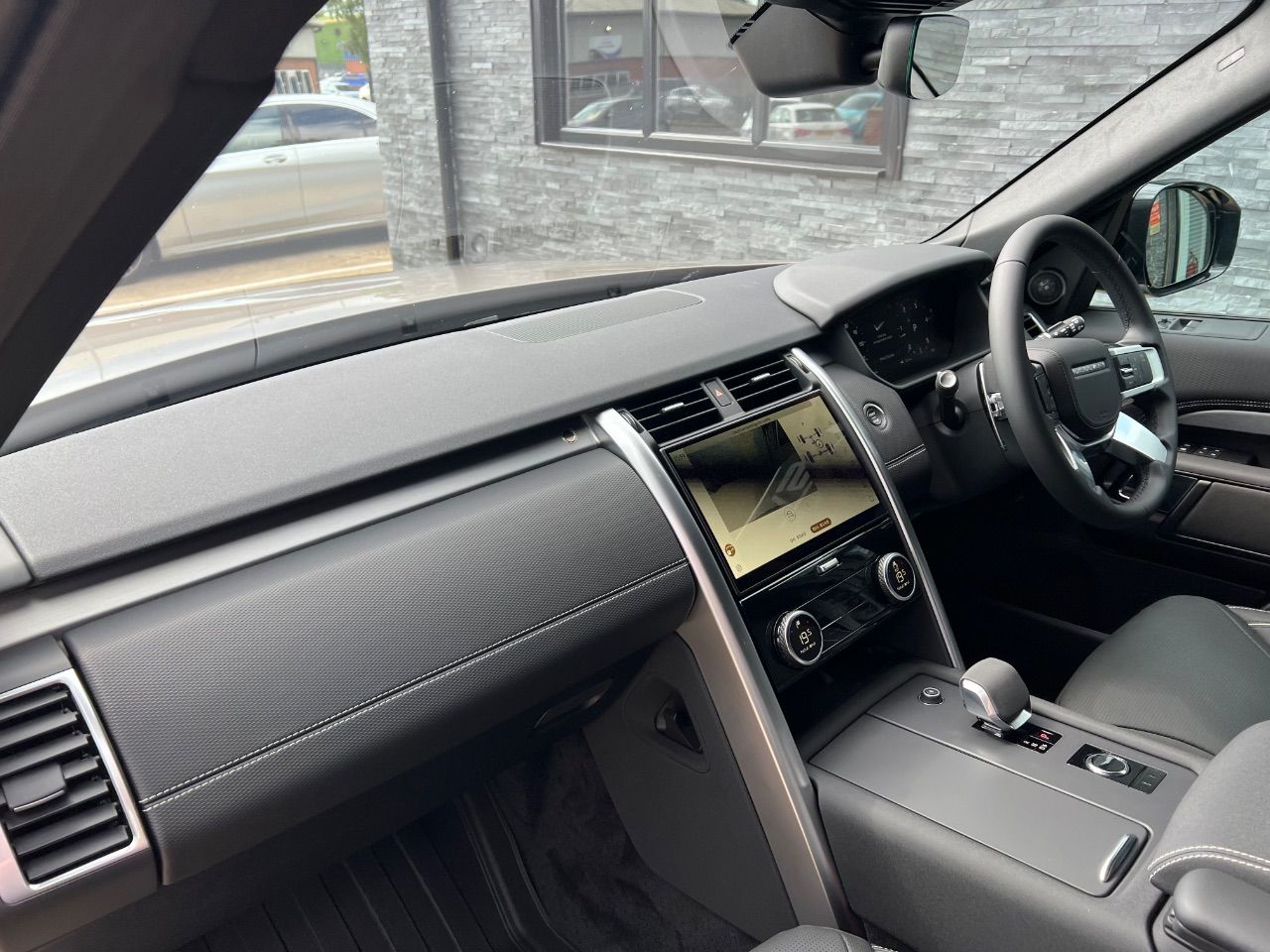 Land Rover Discovery D300 R-Dynamic HSE Commercial LCV Auto 3.0