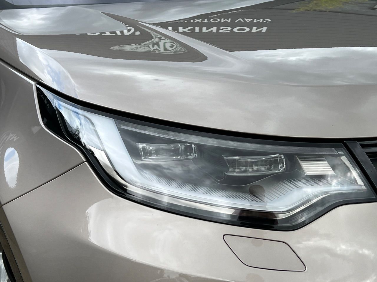 Land Rover Discovery D300 R-Dynamic HSE Commercial LCV Auto 3.0