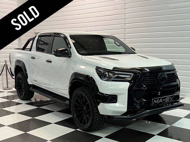 Toyota Hilux MA-SV Black Edition Invincible X D/Cab Pick Up 2.8 D-4D Auto Pick Up Diesel Pure White
