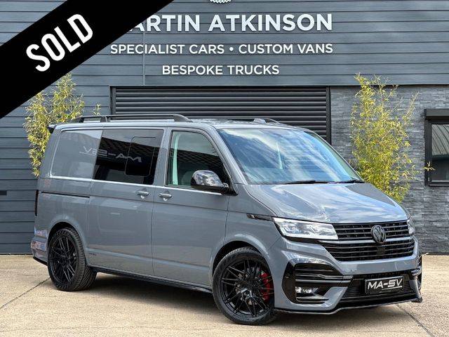 Volkswagen Transporter 2.0 BiTDI 204ps Highline Kombi Van DSG Combi Van Diesel Pure Grey