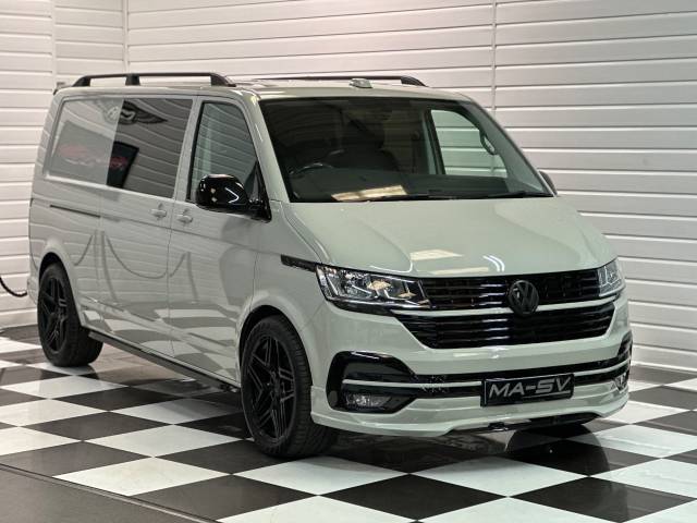 2023 Volkswagen Transporter 2.0 TDi 150ps Highline Kombi Conversion LWB DSG