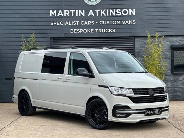 2023 Volkswagen Transporter 2.0 TDi 150ps Highline Kombi Conversion LWB DSG