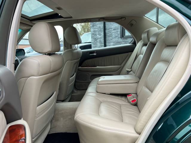 1999 Lexus LS 400 4.0 V8 4dr Auto